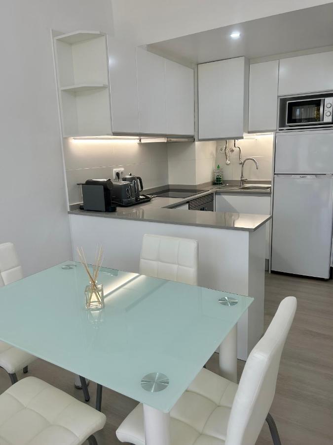 Santa Catarina By Ola Madeira Apartment ฟุงชาล ภายนอก รูปภาพ