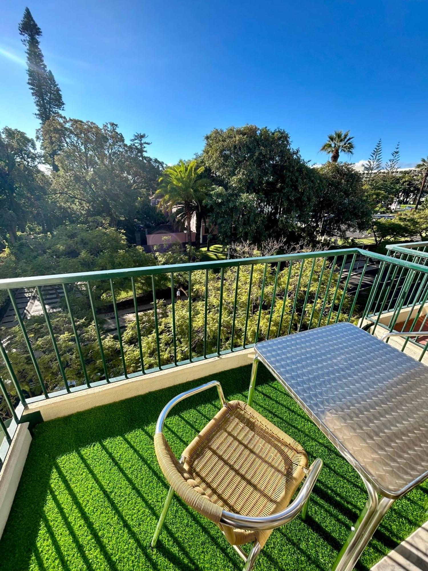 Santa Catarina By Ola Madeira Apartment ฟุงชาล ภายนอก รูปภาพ